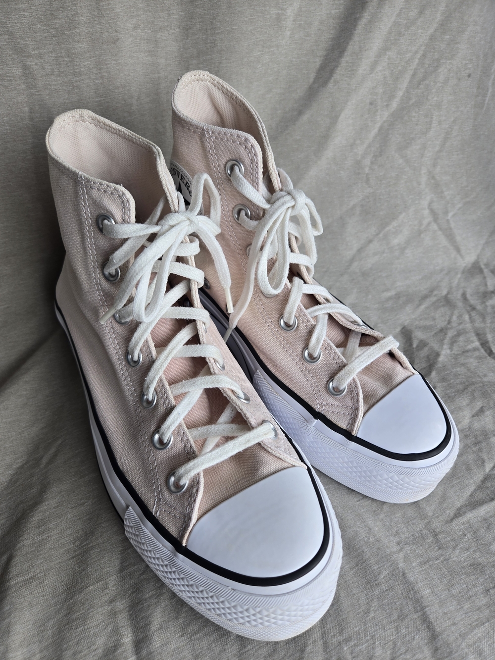Converse Chuck Taylor All Star Lift Platform High Tops in Pale Pink Womens 8✨